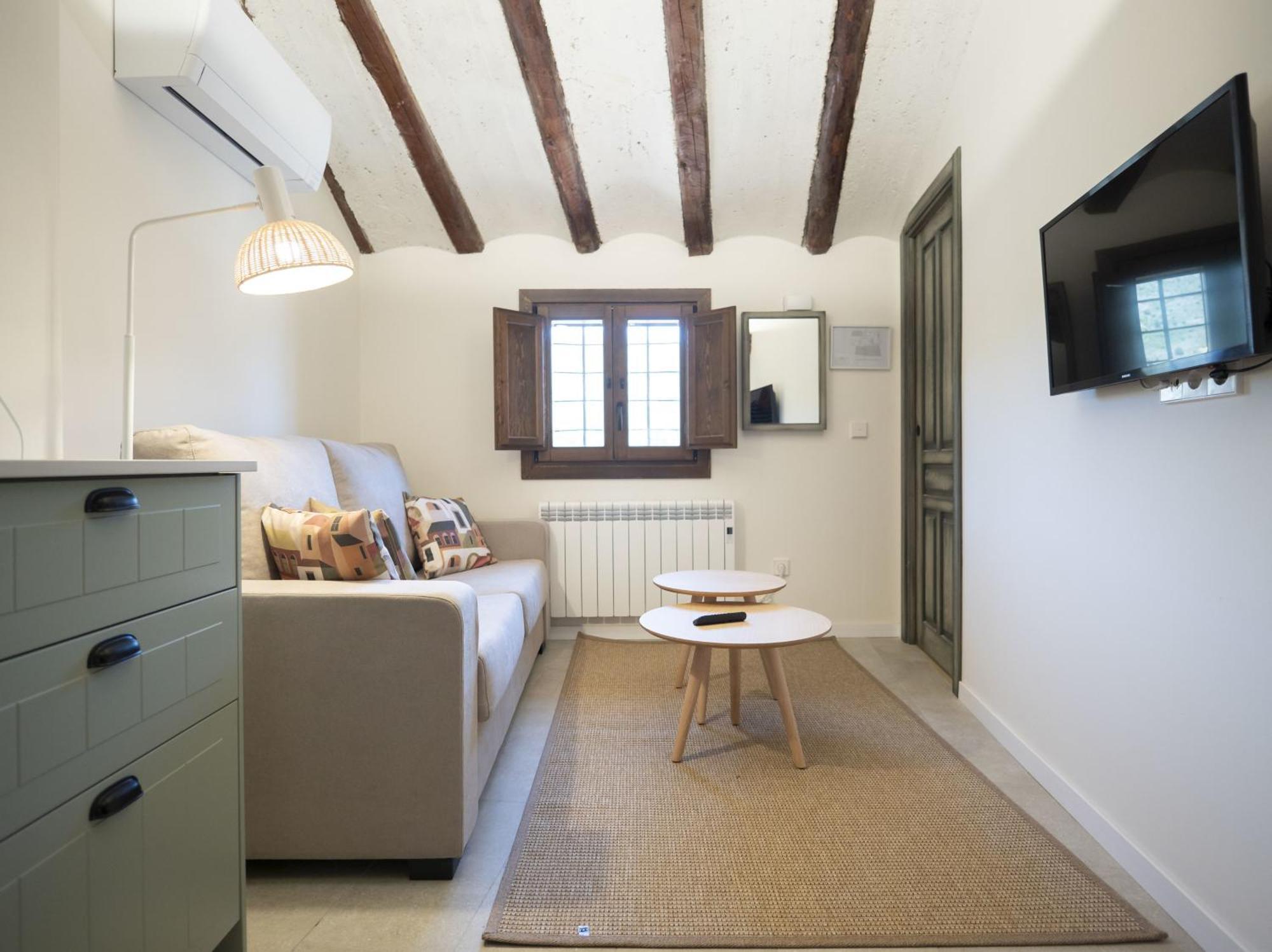 La Casa Amarilla Apartamento Enebro 아바라신 외부 사진