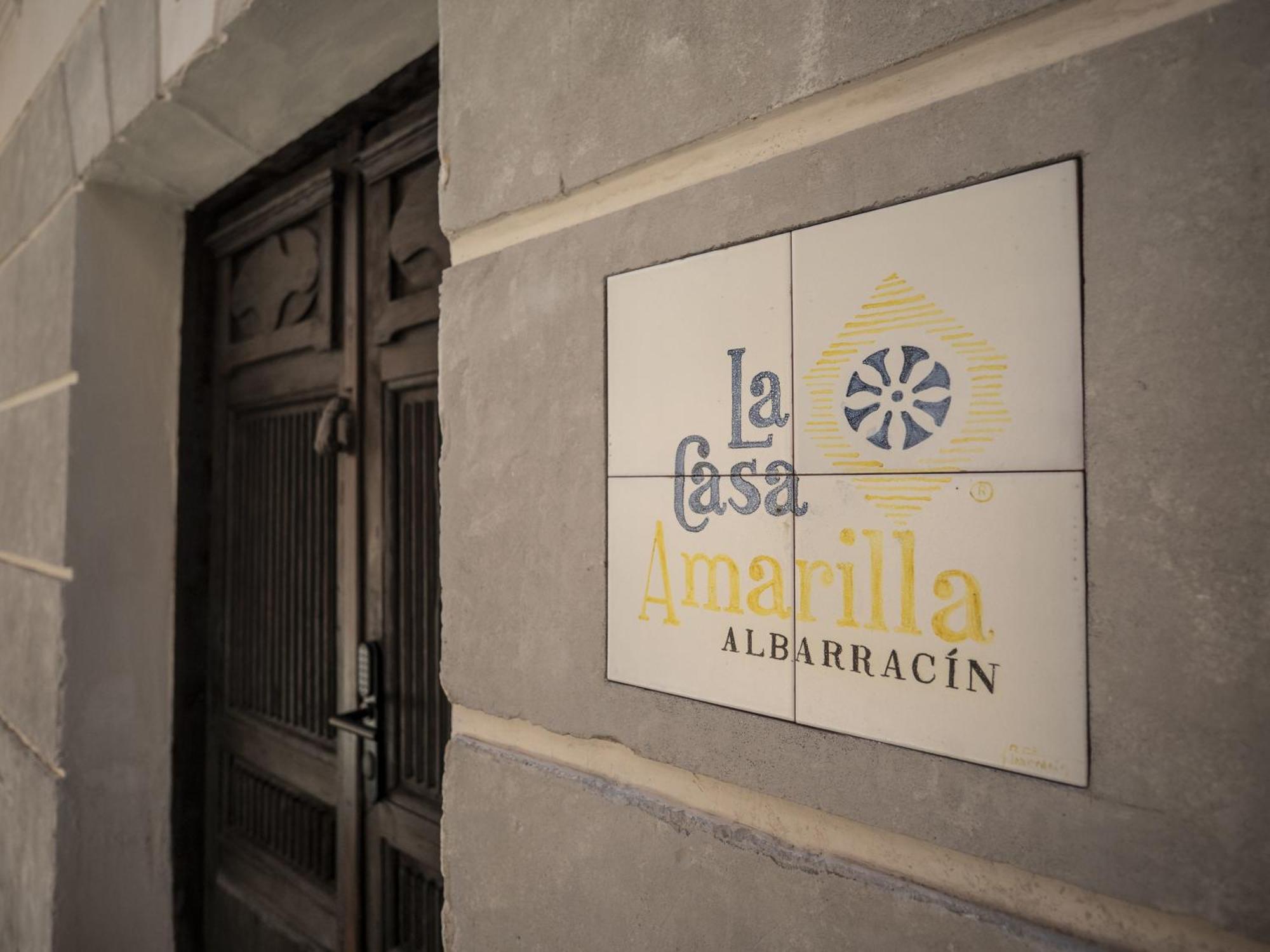 La Casa Amarilla Apartamento Enebro 아바라신 외부 사진